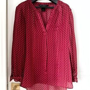 Marc by Marc Jacobs 100% Silk Sheer Flowy Deep Red Printed Popover Top Sz 0
